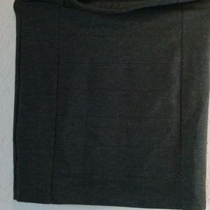 Grey short skirt white house black market size 2